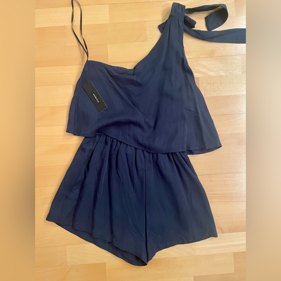 Lulu’s Navy Blue Romper - Picture 2 of 2